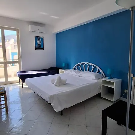 شقة Cannetomare *